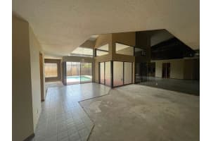 5036  Cayenne Lane, Palm Beach Gardens, FL 33418 Sold 07/26/23