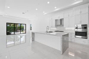 MLS# R10894504, Palm Beach Gardens, Florida 33418