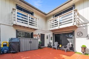 2811 Stoneway Lane C, Fort Pierce, FL 34982 - MLS#R10894575