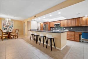 825  Egret Circle   102, Delray Beach, FL 33444 Sold 08/31/23