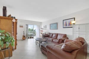 400  Kings Point Drive   411, Sunny Isles Beach, FL 33160 Sold 08/18/23