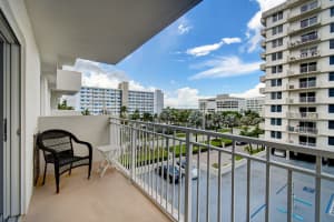 3301 S Ocean Boulevard   304, Highland Beach, FL 33487 Sold 08/31/23