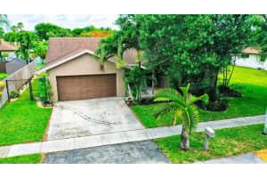 9933 NW 52nd Street, Sunrise, FL 33351 Sold 07/07/23