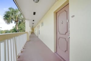 6090 NW 64th Avenue   305, Tamarac, FL 33319 Sold 10/05/23