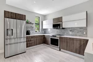 458 SE 1 Circle, Pompano Beach, FL 33060 Sold 07/20/23