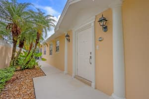 9152 SE Retreat Drive, Hobe Sound, FL 33455 Sold 06/27/23