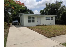 1319 7th Street, West Palm Beach, FL 33401 Sold 10/06/23