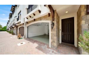 621  Windward Circle  N, Boynton Beach, FL 33435 Sold 08/10/23