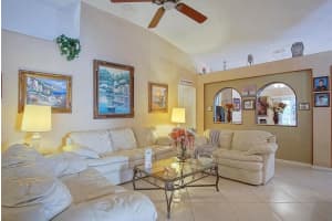 2609  12th Square  SW, Vero Beach, FL 32968 Sold 08/25/23