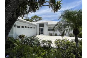 18220 SE Wood Haven Lane, Jupiter, FL 33469 Sold 07/19/23