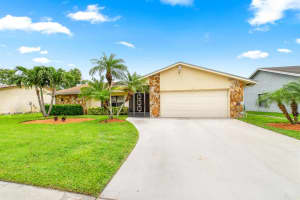 5869  Deerfield Place, Lake Worth Beach, FL 33463 Sold 07/19/23