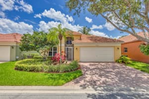 5015  Elpine Way, Palm Beach Gardens, FL 33418 Sold 07/24/23