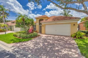 5015  Elpine Way, Palm Beach Gardens, FL 33418 Sold 07/24/23