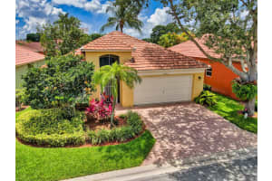 5015  Elpine Way, Palm Beach Gardens, FL 33418 Sold 07/24/23