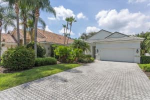 8321  Bob O Link Drive, West Palm Beach, FL 33412 Sold 08/28/23