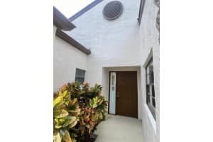 20995  Country Creek Drive   20995, Boca Raton, FL 33428 Sold 06/26/23