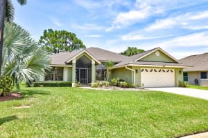 1121 SW Meadow Court, Palm City, FL 34990 Sold 07/21/23