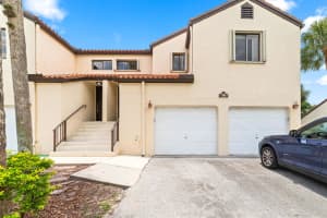 16  Via De Casas Sur    204, Boynton Beach, FL 33426 Sold 07/27/23
