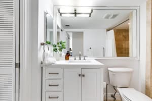 99 SE Mizner Boulevard   724, Boca Raton, FL 33432 Sold 06/09/23