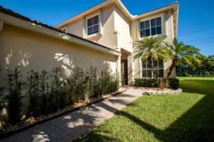 3835  Torres Circle, West Palm Beach, FL 33409 Sold 09/20/23