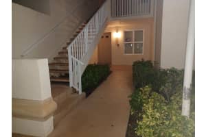 15104  Glenmoor Drive, West Palm Beach, FL 33409 Sold 07/14/23