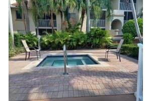 15104  Glenmoor Drive, West Palm Beach, FL 33409 Sold 07/14/23