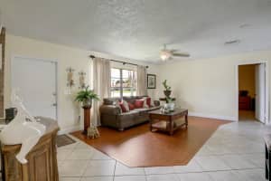 5323  Sandhurst Circle  N, Lake Worth Beach, FL 33463 Sold 06/15/23