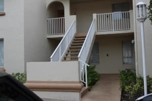 2106  Glenmoor Drive, West Palm Beach, FL 33409 Sold 07/25/23