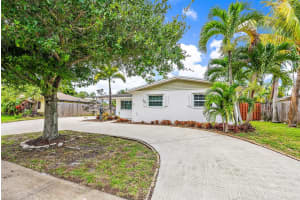 3255  Florida Boulevard, Palm Beach Gardens, FL 33410 Sold 08/28/23