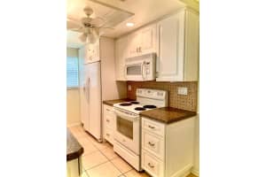525  High Point Drive   C, Delray Beach, FL 33445 Sold 08/21/23