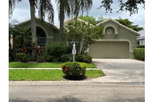 10111  Diamond Lake Drive, Boynton Beach, FL 33437 Sold 12/07/23