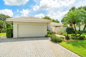 9 Glens Drive E, Boynton Beach, FL 33436 Sold 07/25/24