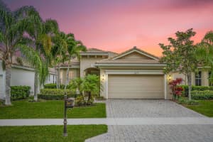 6277 SE Turn Leaf Trail, Hobe Sound, FL 33455 Sold 11/14/23