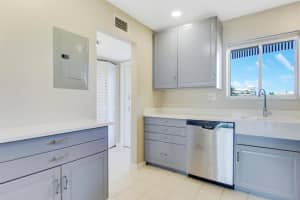 300  Waterway Drive  S 304, Lantana, FL 33462 Sold 08/30/23