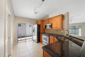 200 NW 75 Ter Terrace, Plantation, FL 33317 - MLS#R10896670