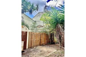 32  Crossings Circle   B, Boynton Beach, FL 33435 Sold 07/20/23