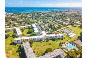 2300 NE 1st Lane   106, Boynton Beach, FL 33435 Sold 08/18/23