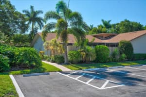 725 NW 26th Avenue   B, Delray Beach, FL 33445 Sold 08/04/23