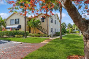 121  Waterside Drive, Hypoluxo, FL 33462 Sold 09/01/23