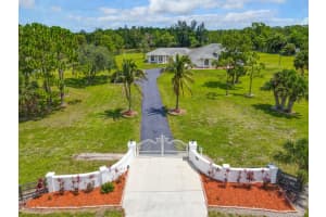 17467  Fox Trail Lane, Loxahatchee, FL 33470 Sold 09/25/23