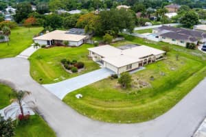 758 SE Hidden River Drive, Port St Lucie, FL 34983 Sold 07/26/23