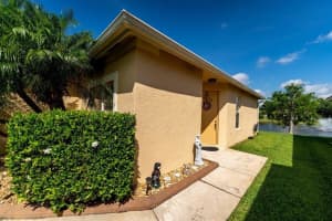324 SW Coconut Key Way, Port St Lucie, FL 34986 Sold 09/05/23