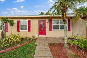 432  La Mancha Avenue, Royal Palm Beach, FL 33411 Sold 08/01/23