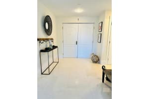 200 E Palmetto Park Road   18, Boca Raton, FL 33432 Sold 09/14/23