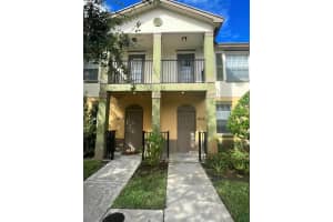 2078 SE Glen Ridge Drive, Port St Lucie, FL 34952 Sold 08/04/23