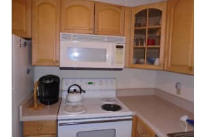 3500  Springdale Boulevard   109, Palm Springs, FL 33461 Sold 08/10/23