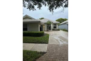 945  Bear Island Circle, West Palm Beach, FL 33409 Sold 07/28/23