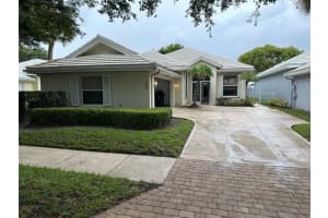 945  Bear Island Circle, West Palm Beach, FL 33409 Sold 07/28/23