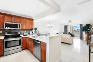 2724 N Garden Drive   402, Lake Worth Beach, FL 33461 Sold 11/13/23
