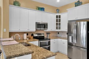 9533  Savannah Estates Drive, Lake Worth Beach, FL 33467 Sold 07/25/23